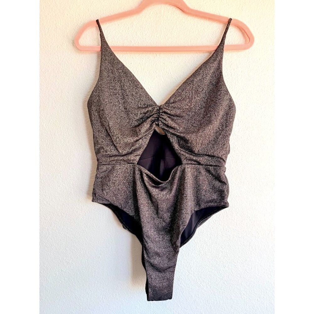 Beach Bunny Cut Out Ruched One Piece Swimsuit in Gold Shimmer Black size XL - Picture 2 of 11